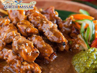 Sate Madura Cak Wahid: Rasa yang Menggoda di Jantung Cilacap